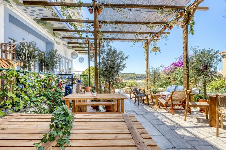 Hostal Selina Shared Milfontes