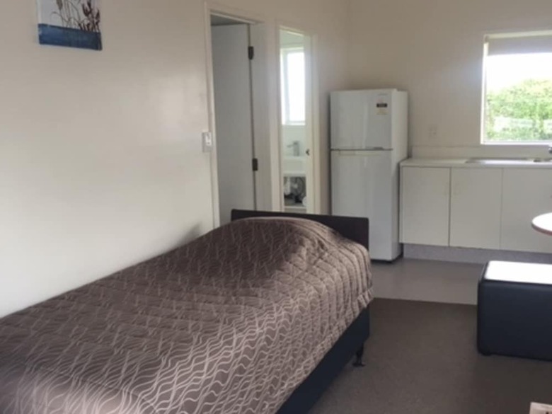 Castle Court Motel