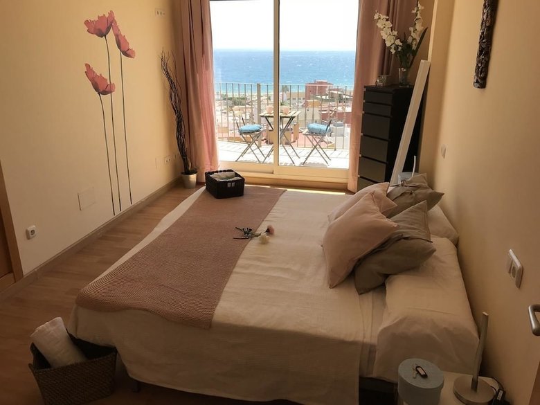 Hotel Rooms In Seafront Villa