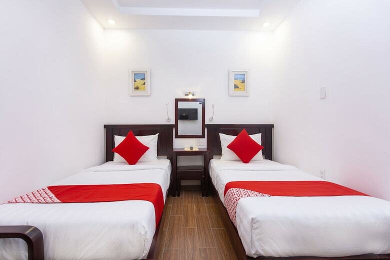 Oyo 525 Anazy Hotel