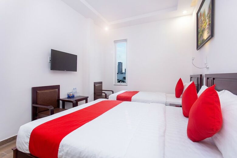 Oyo 525 Anazy Hotel