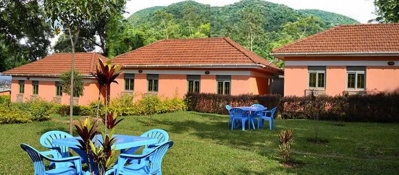 Hotel Sadrina Comfort Cottages