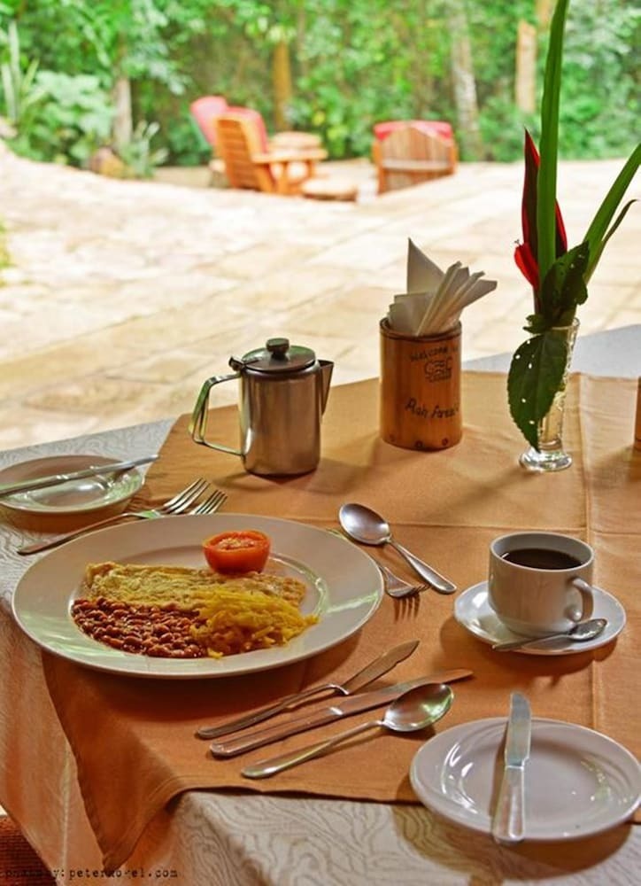 Posada Rainforest Lodge By Cityblue