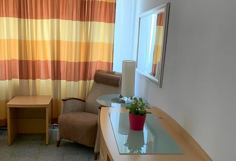 Lovely Hotel Near K�ln Messe And Arena