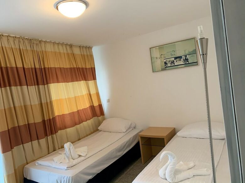 Lovely Hotel Near K�ln Messe And Arena
