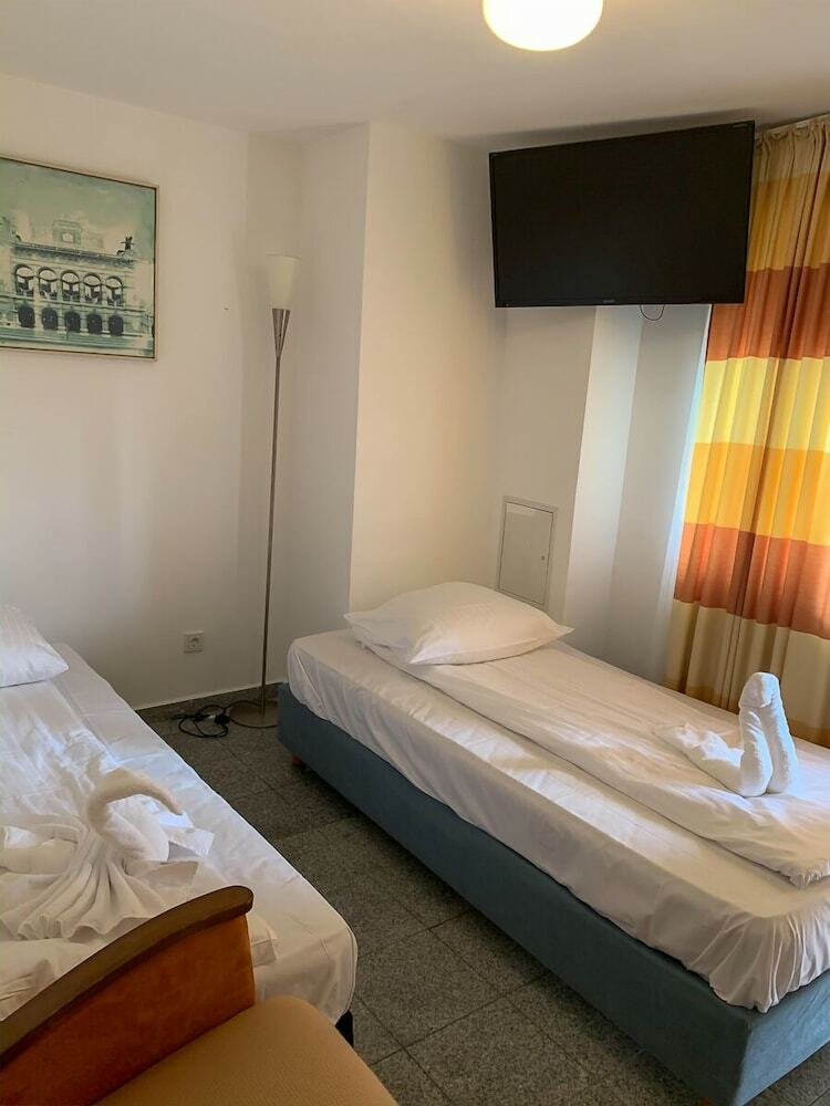 Lovely Hotel Near K�ln Messe And Arena