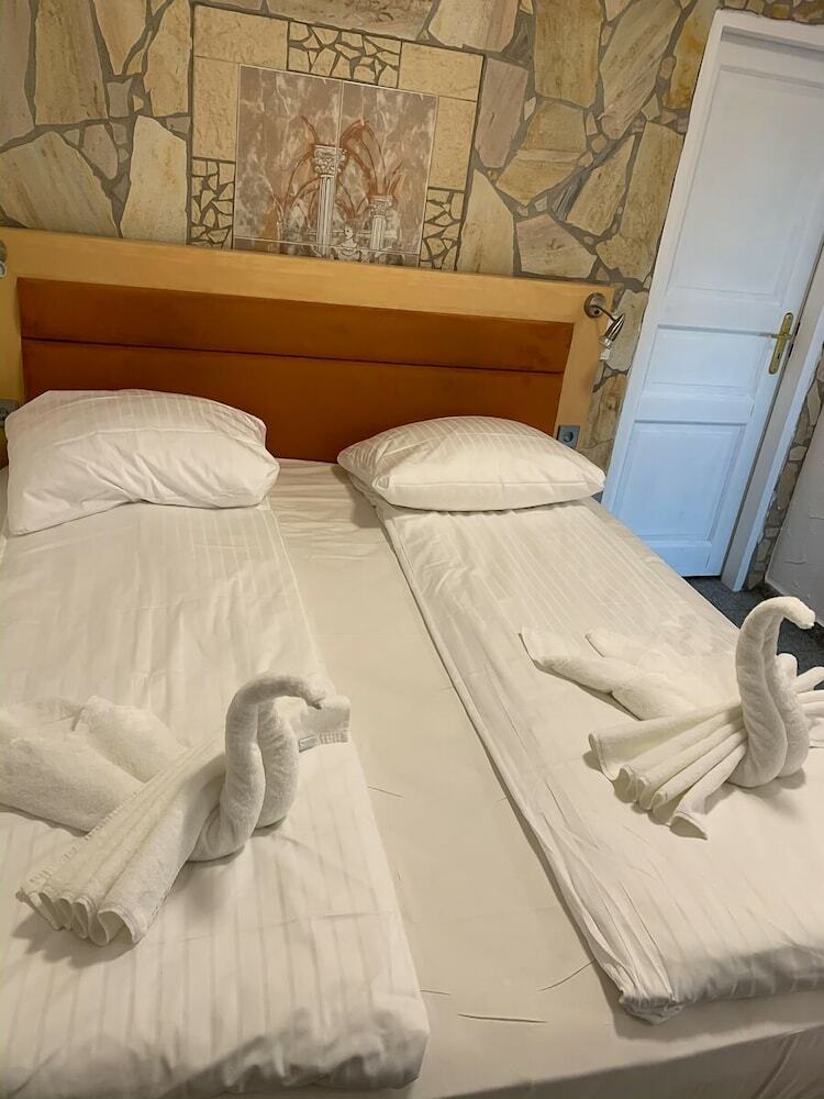 Lovely Hotel Near K�ln Messe And Arena
