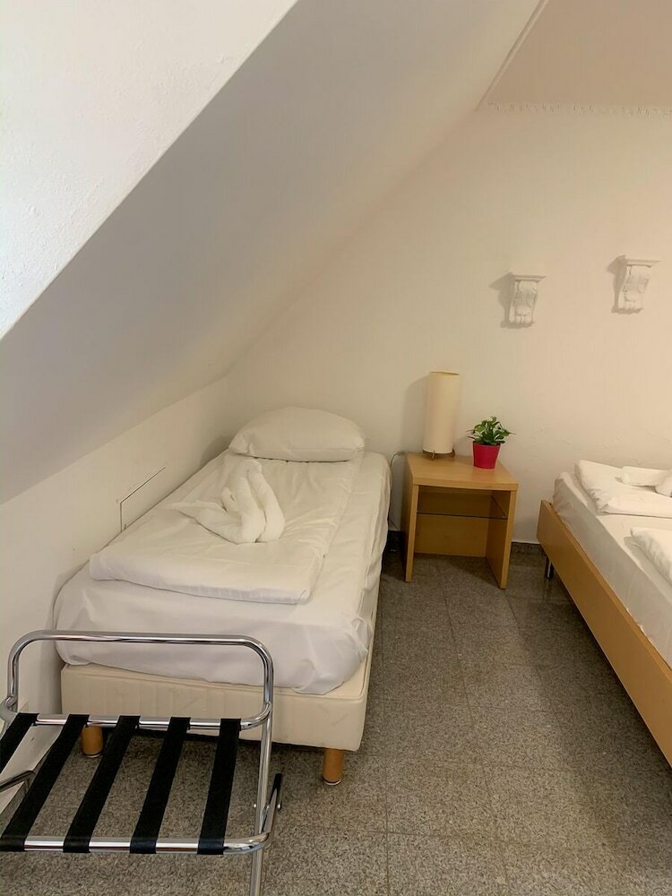 Lovely Hotel Near K�ln Messe And Arena