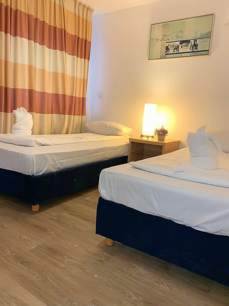 Lovely Hotel Near K�ln Messe And Arena