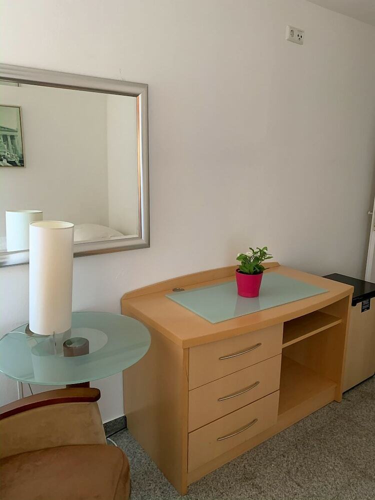 Lovely Hotel Near K�ln Messe And Arena