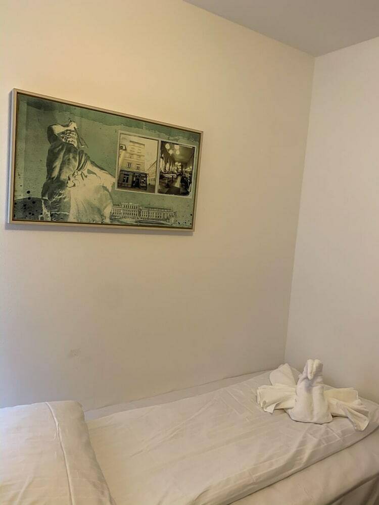 Lovely Hotel Near K�ln Messe And Arena