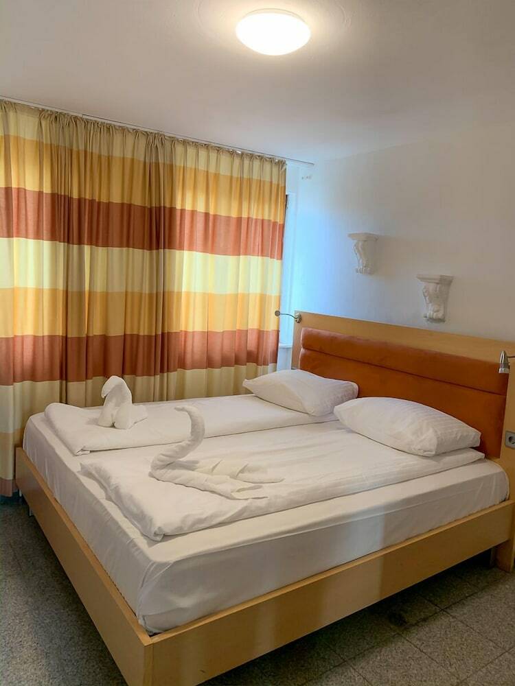 Lovely Hotel Near K�ln Messe And Arena