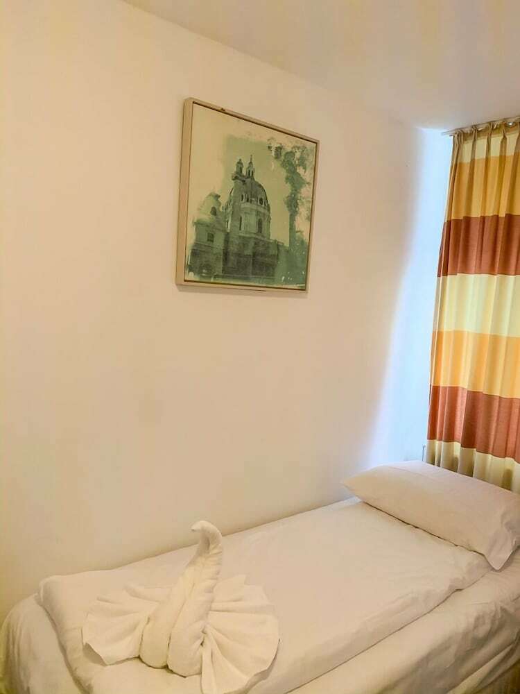 Lovely Hotel Near K�ln Messe And Arena