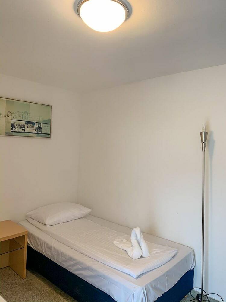 Lovely Hotel Near K�ln Messe And Arena