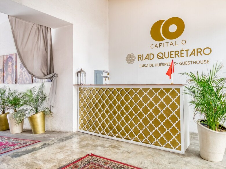 Hotel Capital O Riad