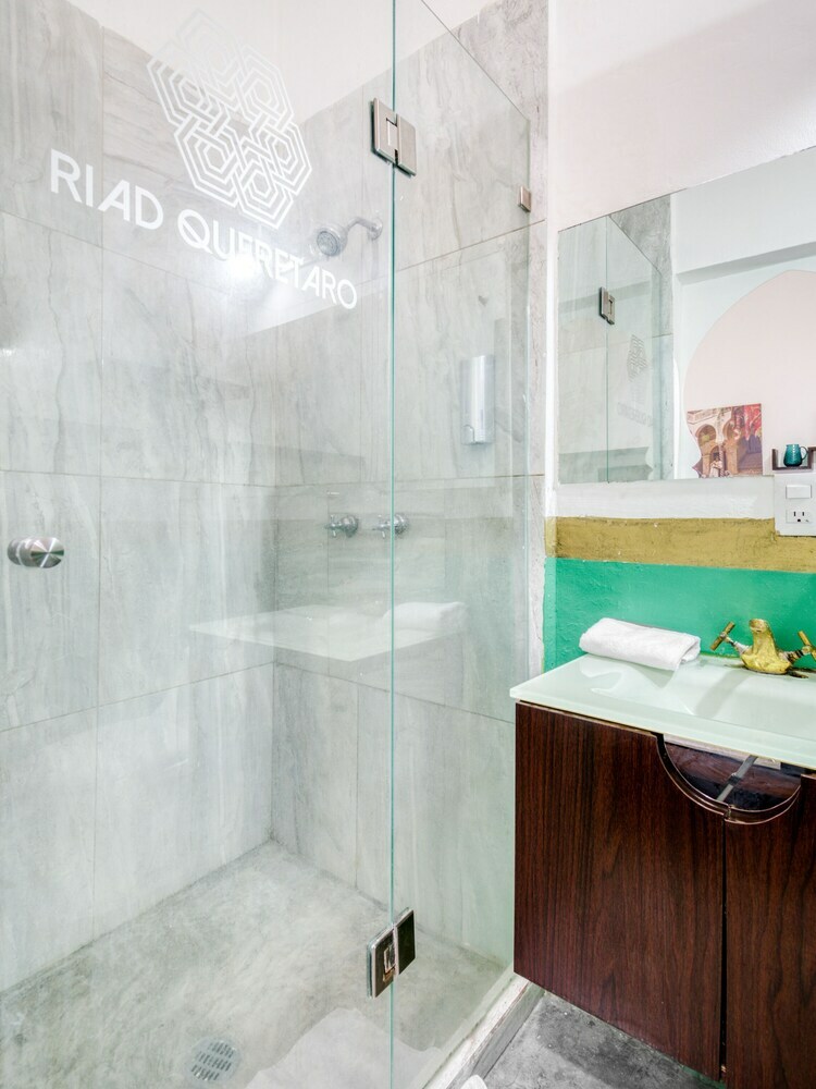 Hotel Capital O Riad