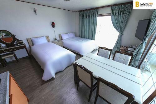 Hotel Billions Motel