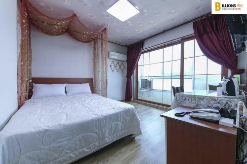 Hotel Billions Motel