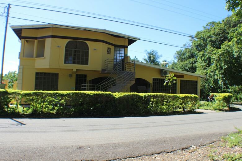 Hotel Native Abode