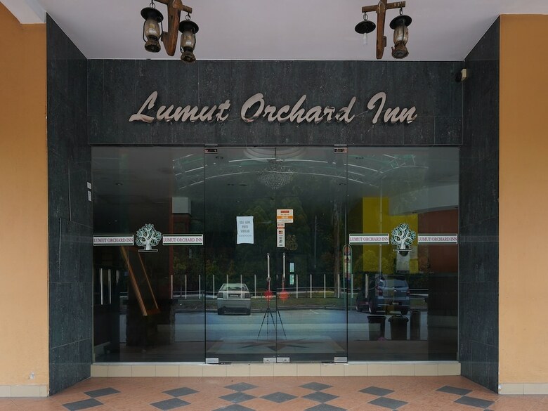 Oyo 44083 Hotel Orchard Inn