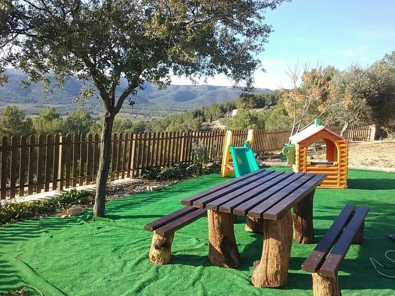 Agroturismo Masia Rural Canalisos