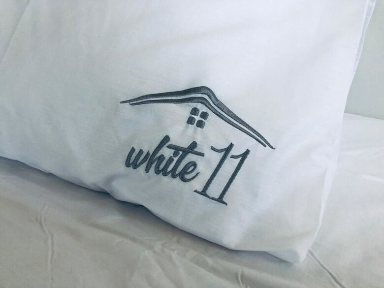 Hotel White 11