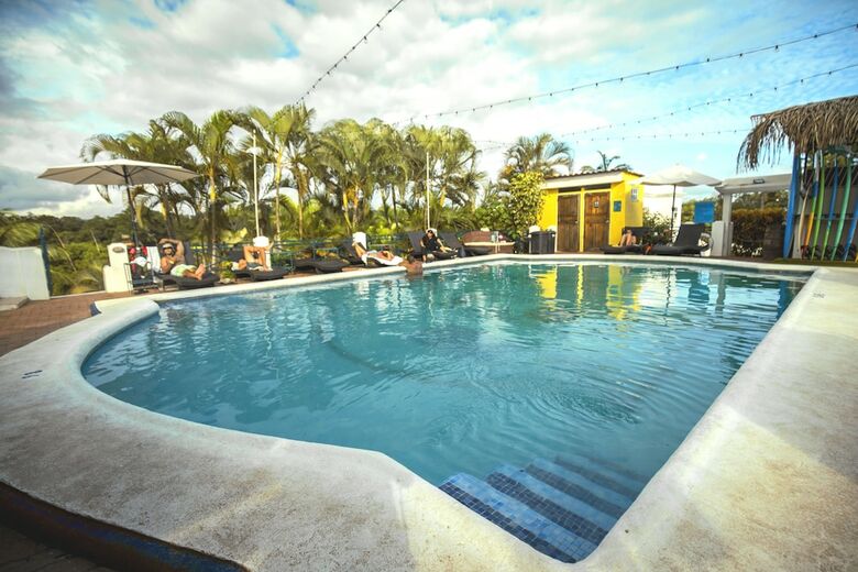 Hostal Selina Shared Manuel Antonio