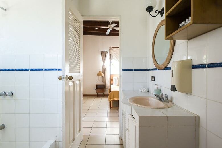 Hostal Selina Shared Manuel Antonio