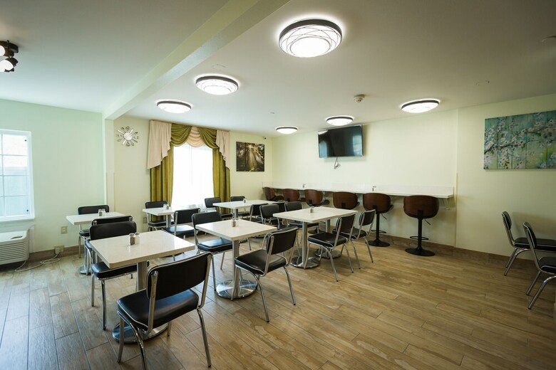 Hotel Hawthorn Suites By Wyndham St. Robert