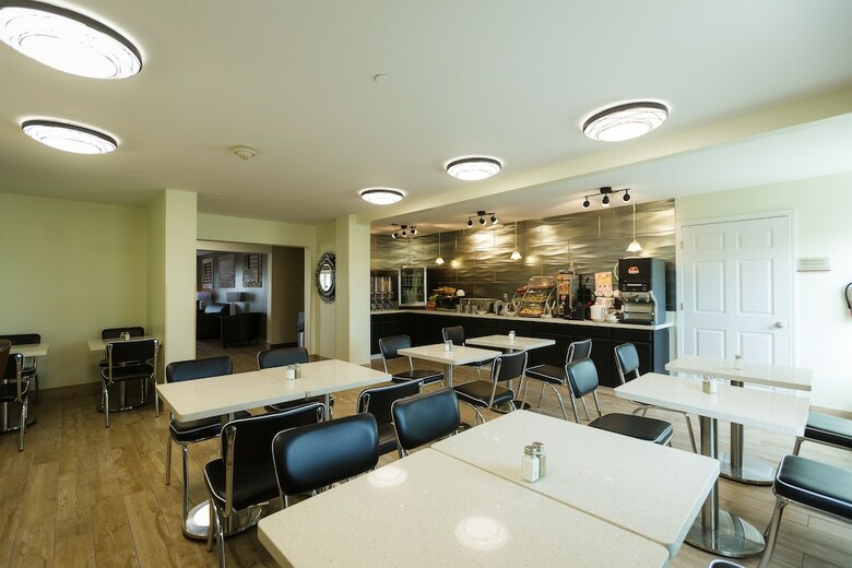 Hotel Hawthorn Suites By Wyndham St. Robert