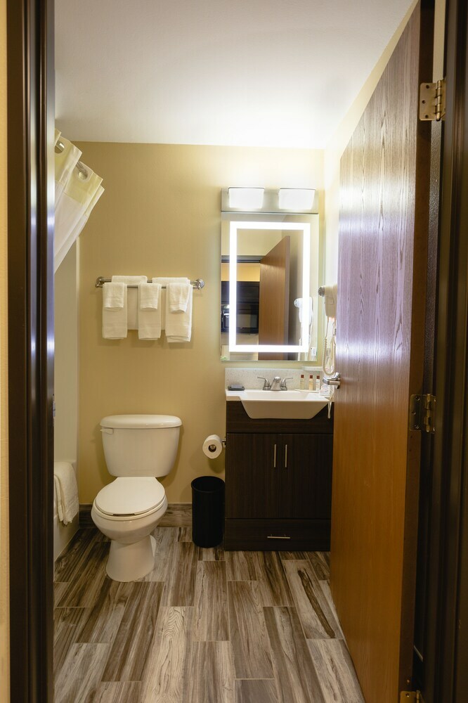 Hotel Hawthorn Suites By Wyndham St. Robert