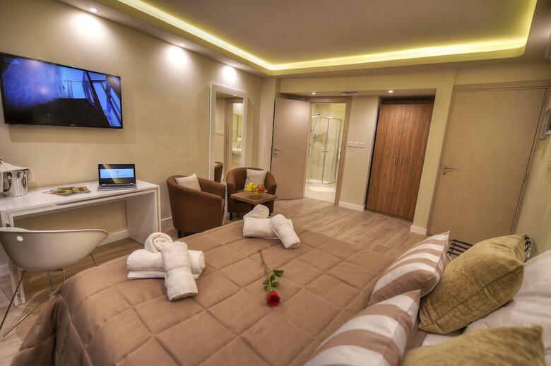 Hotel Onyx Suites & Apartments