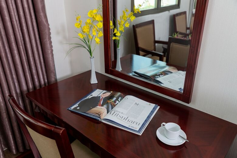 Da Nang Riverside Hotel