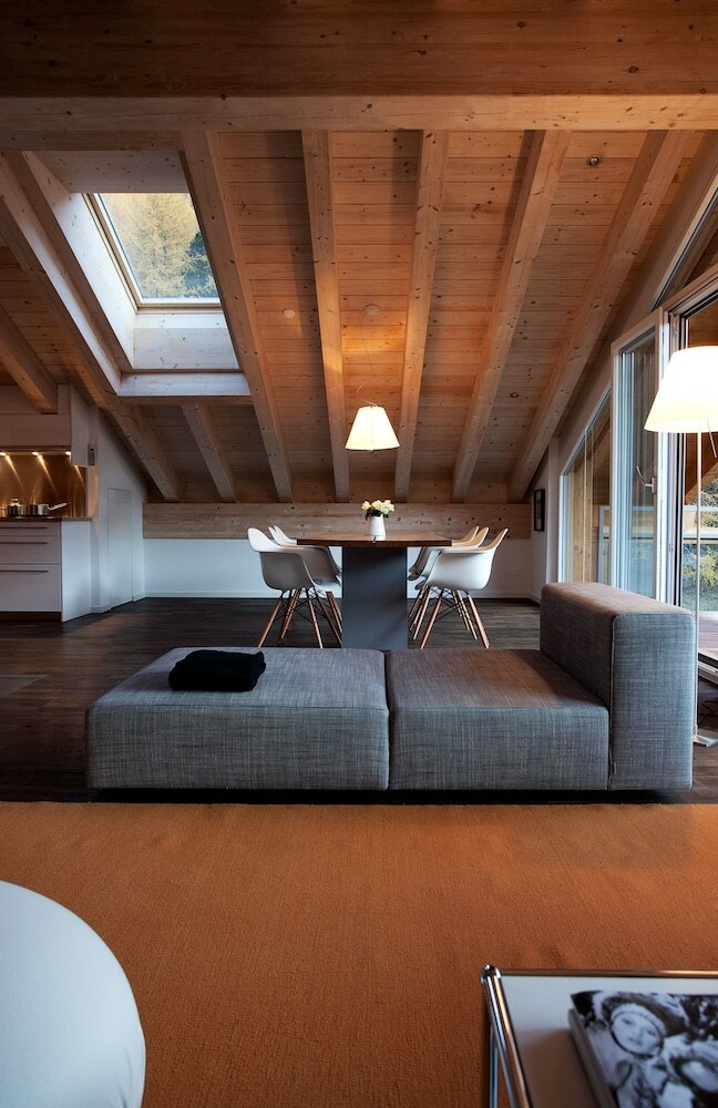 Chalet Altesse Serviced Apartments