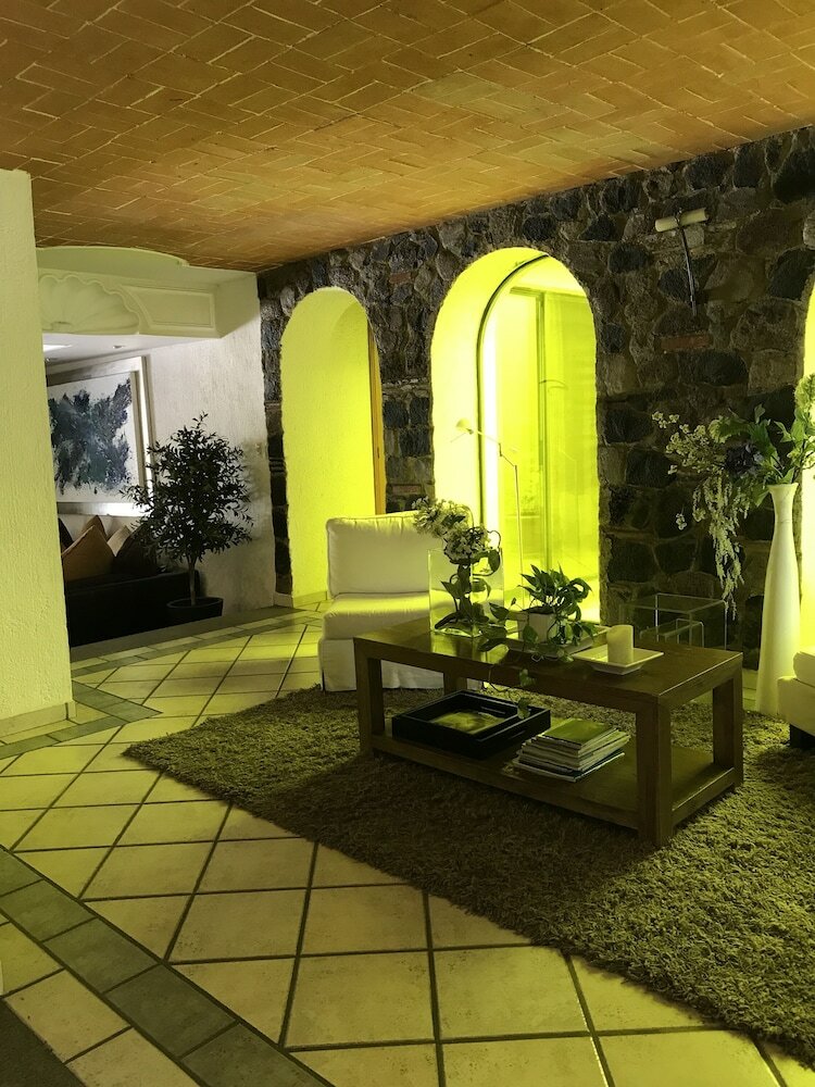 Cuernavaca Hermosa Y Amplia Casa