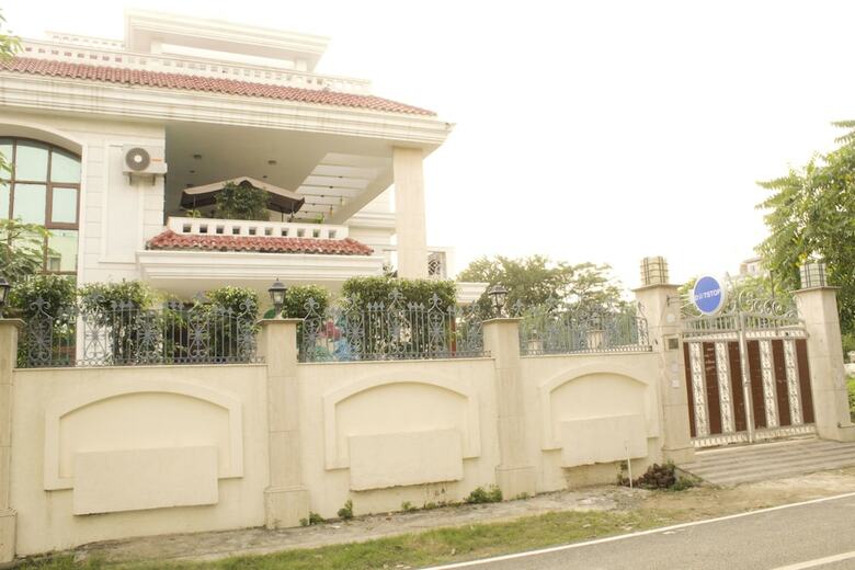 Hostal Datstop Hostel
