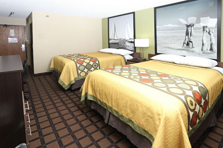 Hotel Super 8 By Wyndham Chesapeake/portsmouth