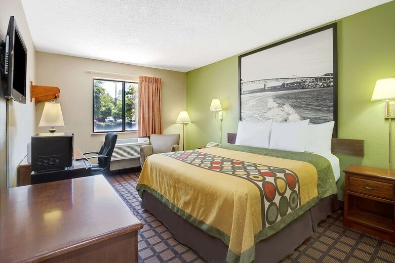 Hotel Super 8 By Wyndham Chesapeake/portsmouth