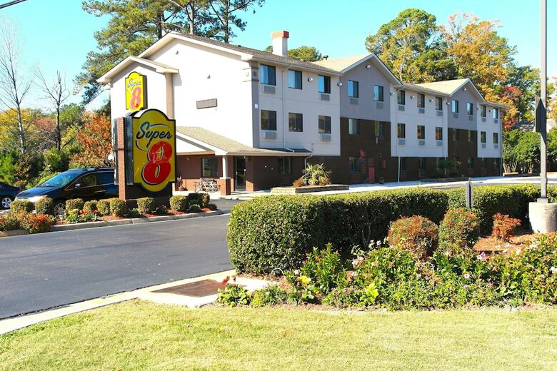 Hotel Super 8 By Wyndham Chesapeake/portsmouth