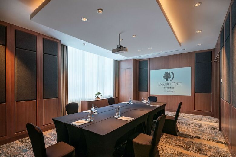 Hotel Doubletree By Hilton Surabaya