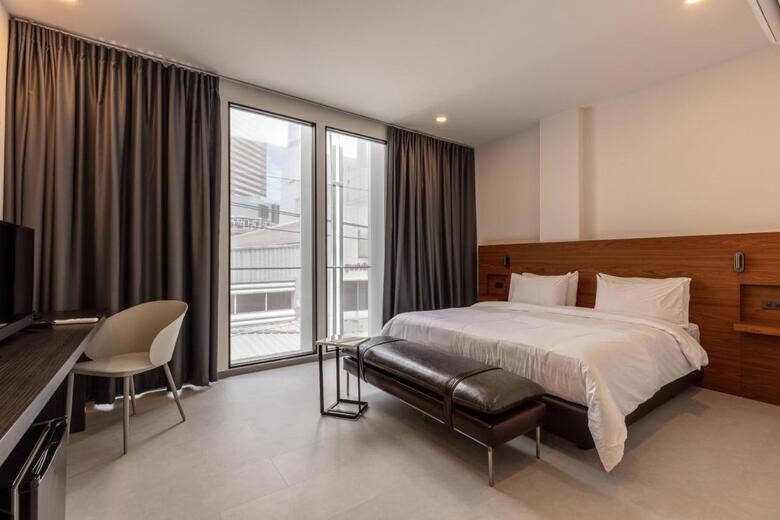 Reno Hotel Bangkok