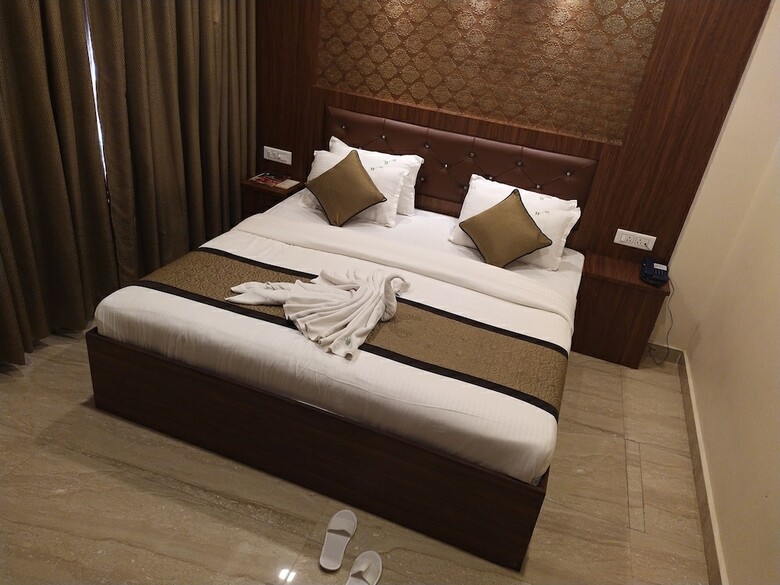 Hotel  White  Boutique