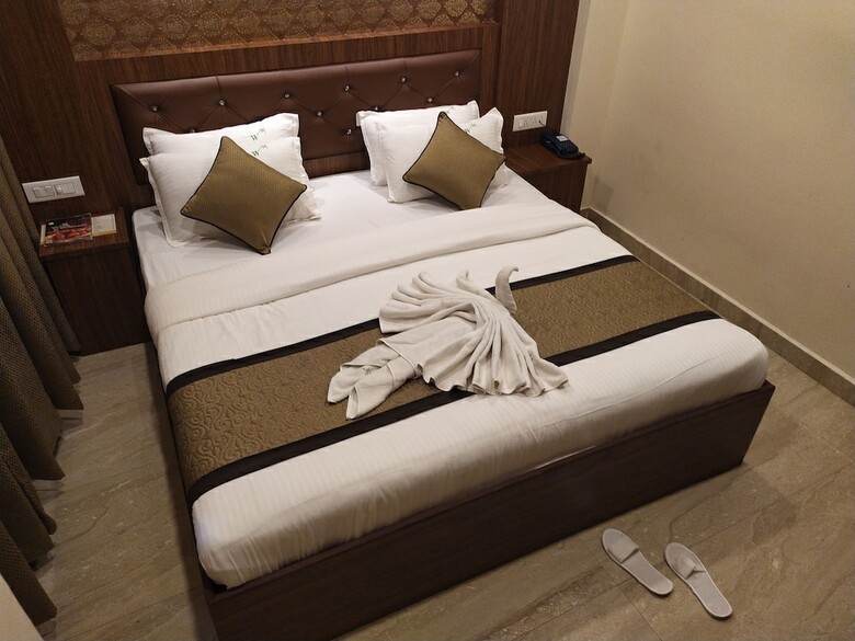 Hotel  White  Boutique