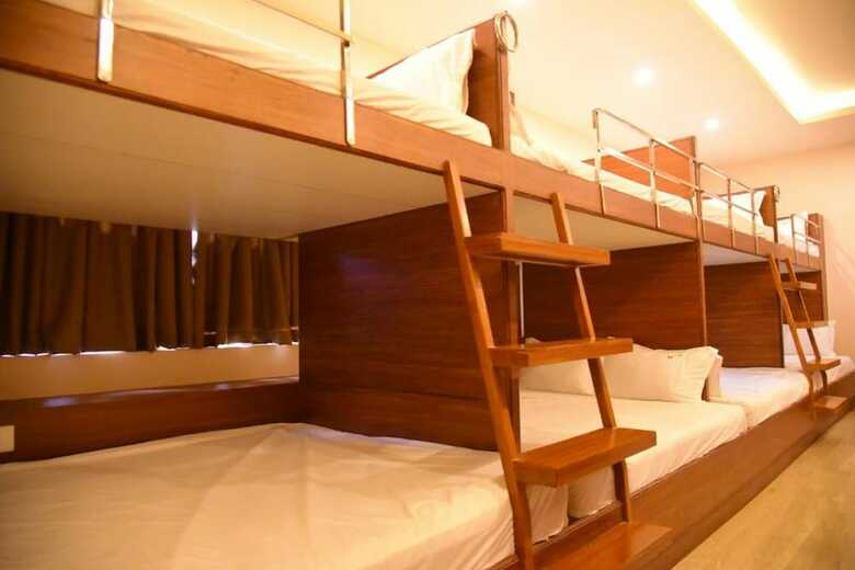 Hotel  White  Boutique
