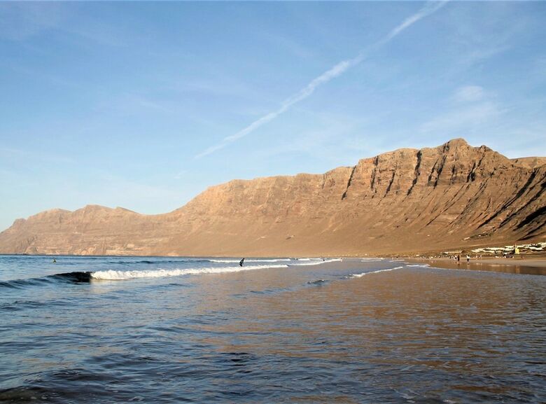 Surf & Beach Apartment In Lanzarote