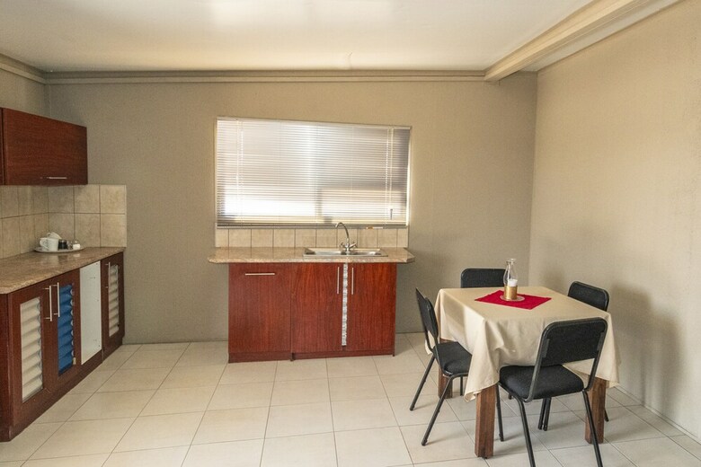 Ripley`s Self-catering Camp Windhoek