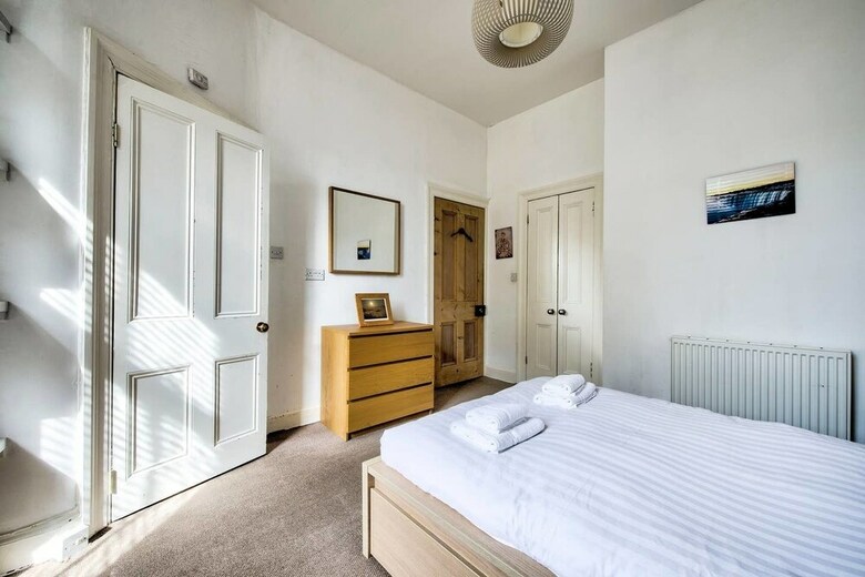 Apartamentos Lovely And Spacious 2br Home On Comiston Road