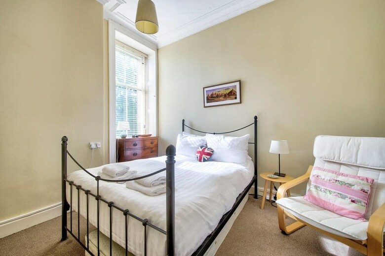 Apartamentos Lovely And Spacious 2br Home On Comiston Road