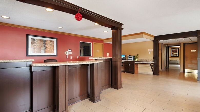 Best Western Maple Ridge Hotel