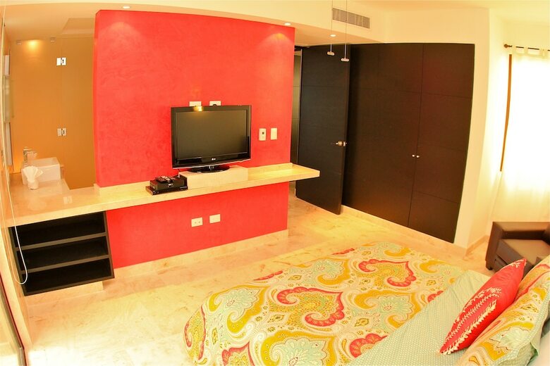 Apartamentos Las Brisas Condominios